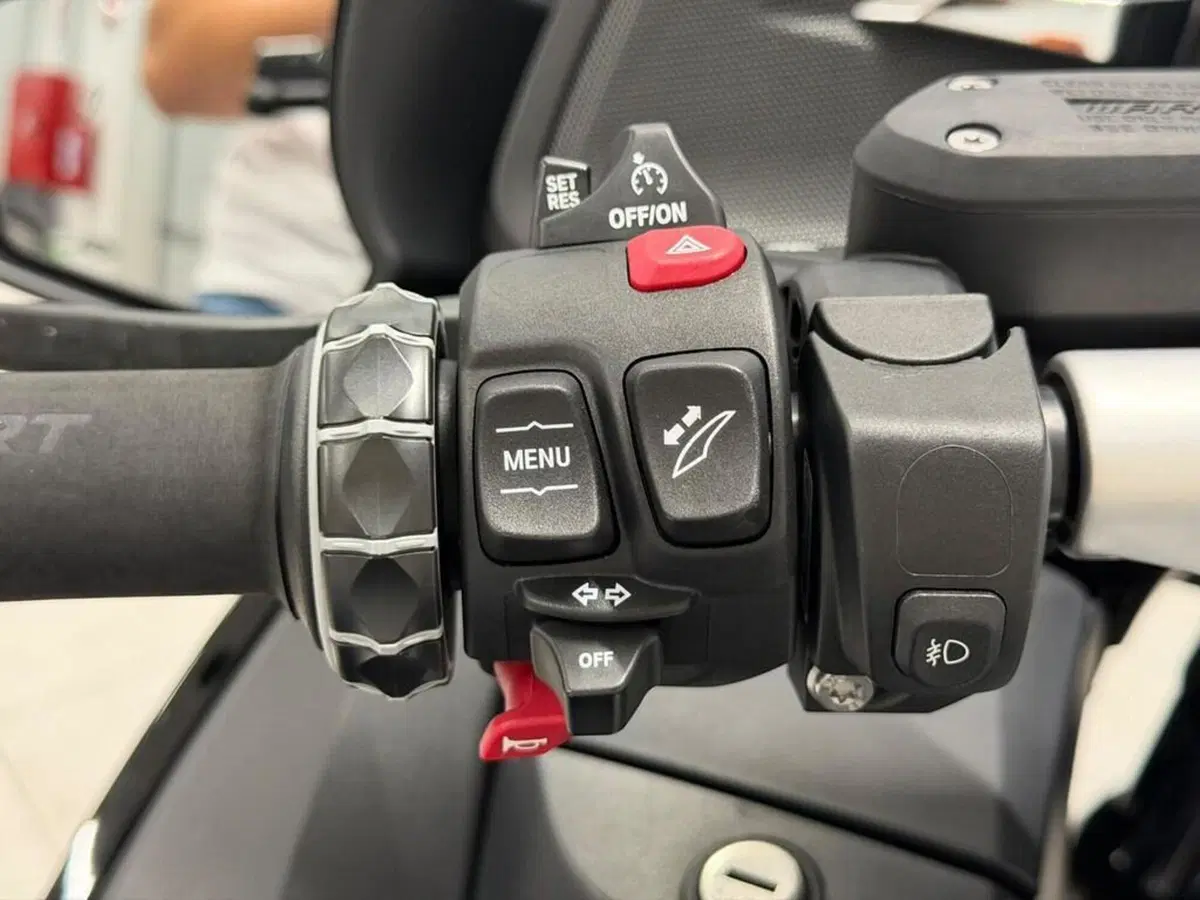 Bmw R 1250 RT (2021 - 25) (8)