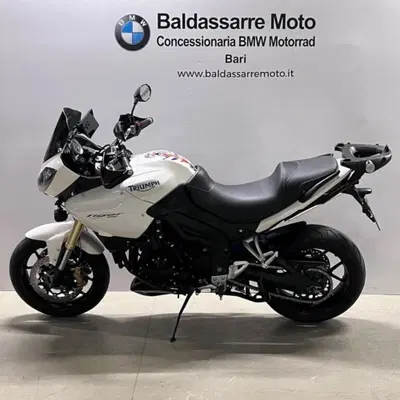 Triumph Tiger 1050 SE ABS (2006 - 13) usata