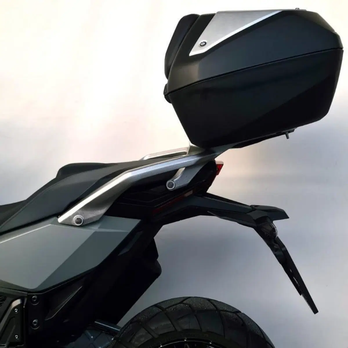 Honda X-ADV 750 DCT (2021 - 24) (13)