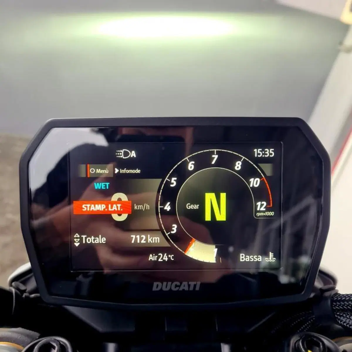 Ducati Hypermotard V2 SP (2026) (5)