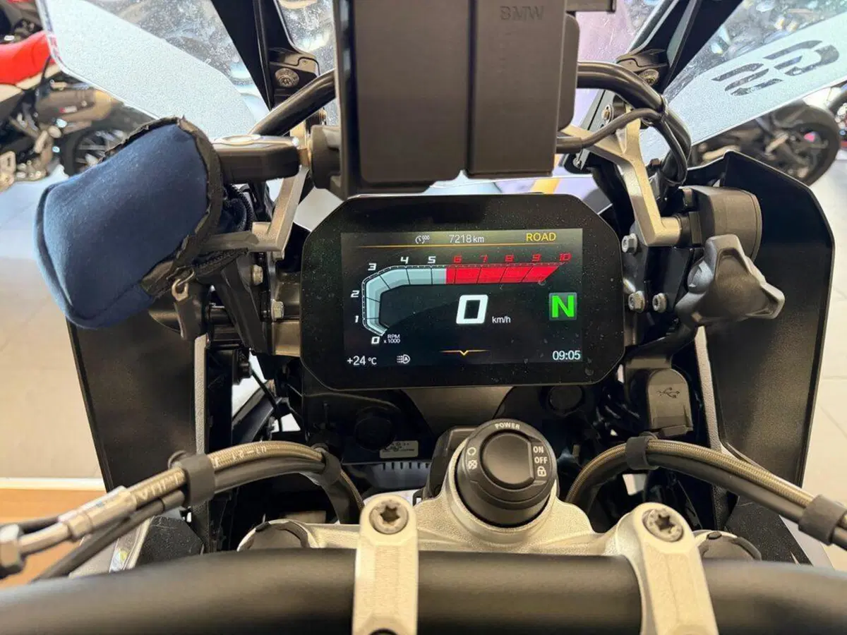 Bmw R 1250 GS (2021 - 24) (6)