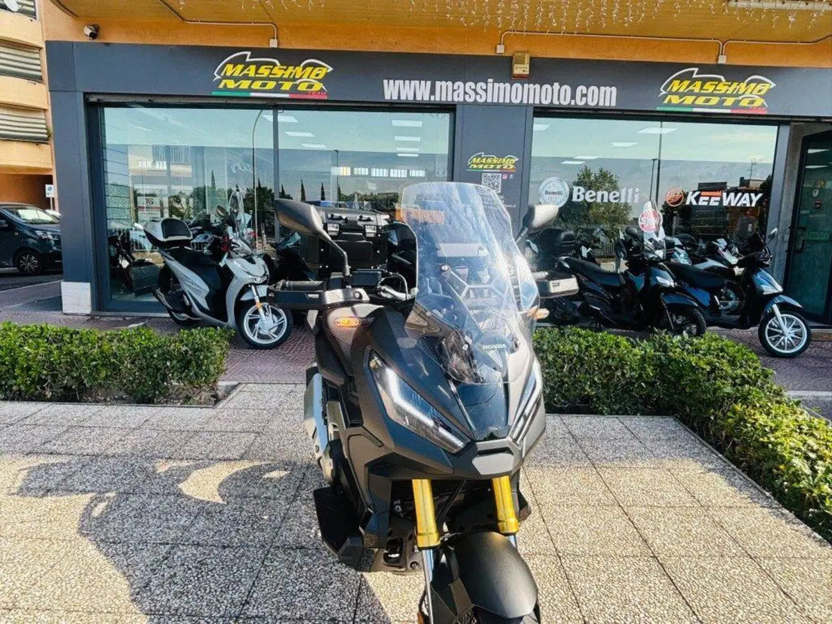 Honda X-ADV 750 DCT (2021 - 24) (2)