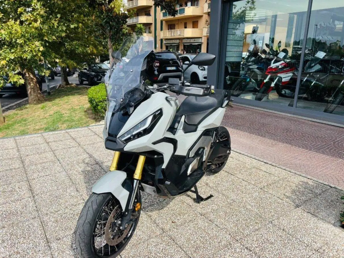Honda X-ADV 750 DCT (2021 - 24) (3)