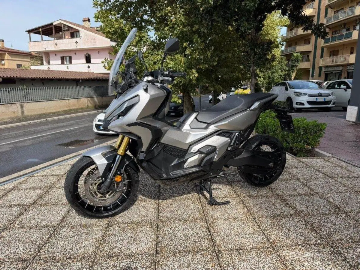 Honda X-ADV 750 DCT (2021 - 24) (8)