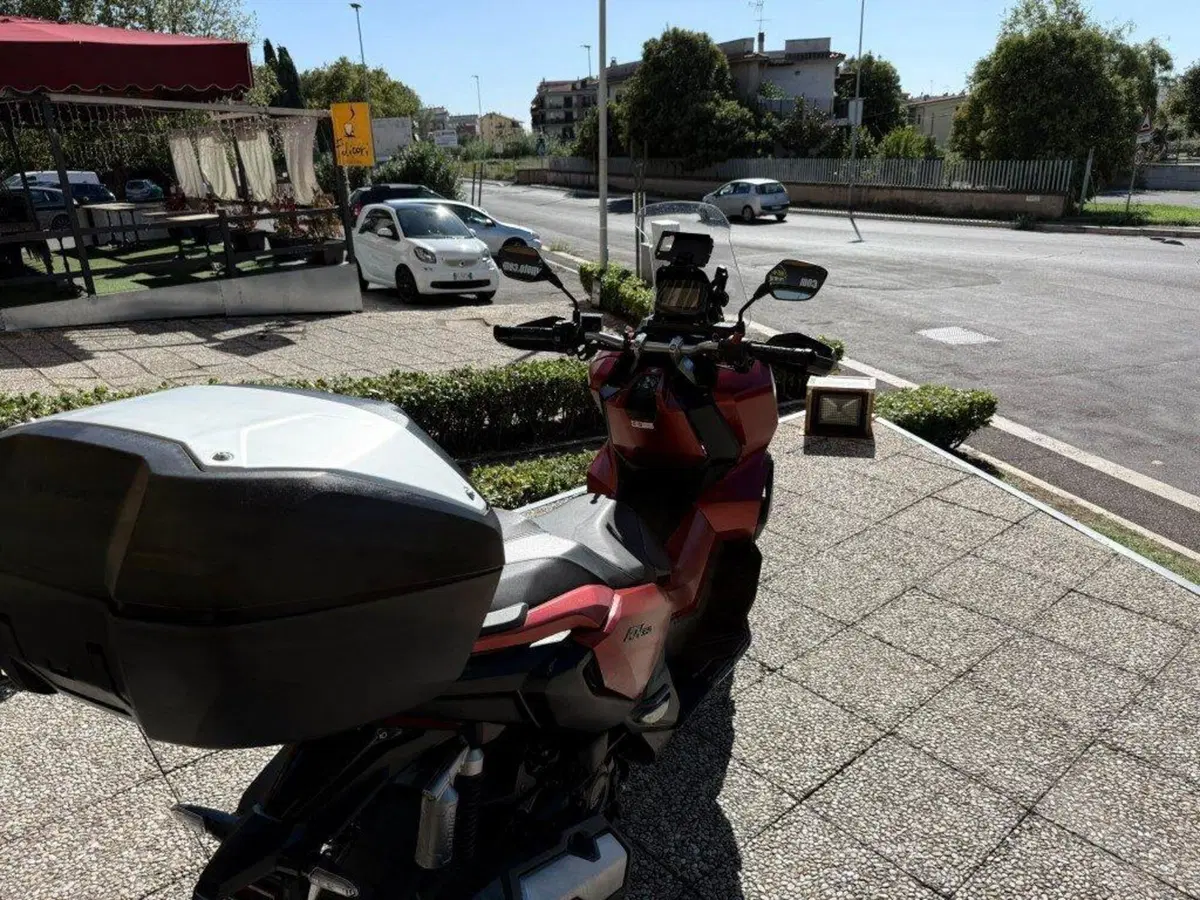 Honda ADV 350 (2022 - 24) (3)