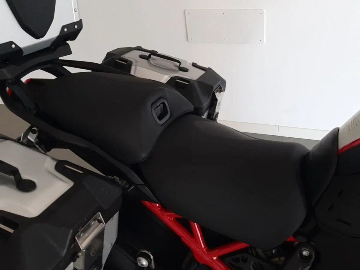 Ducati Multistrada V4 S (2021 - 24) (5)