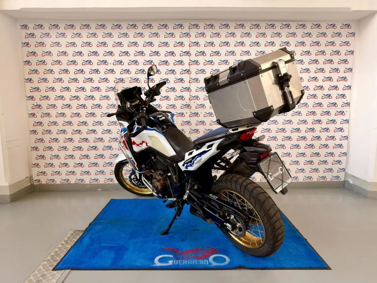 Honda Africa Twin CRF 1100L ES (2024 - 26) (4)