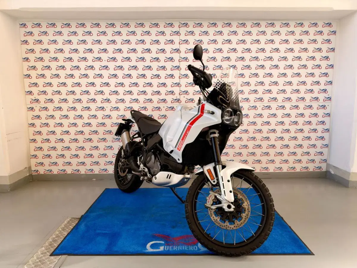 Ducati DesertX (2022 - 25) (2)