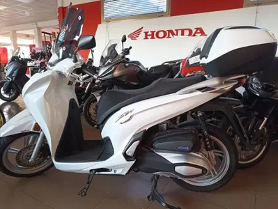 Honda SH 350 (2021 - 24) usata