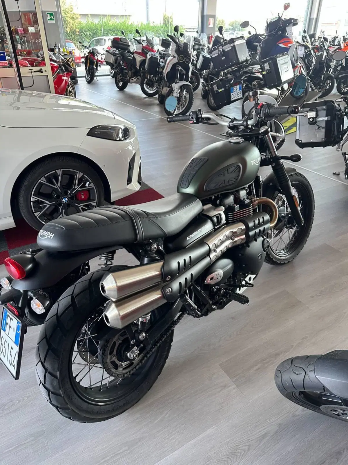Triumph Scrambler 900 (2023 - 25) (3)