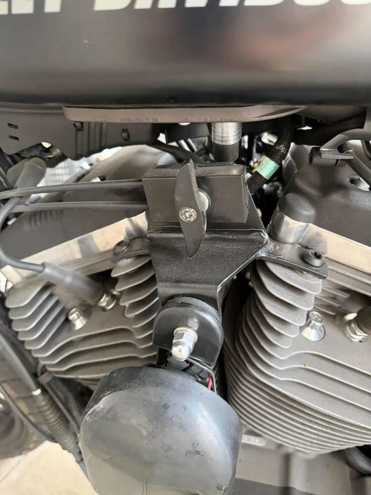 Harley-Davidson 1200 Custom (2017) - XL 1200C (12)
