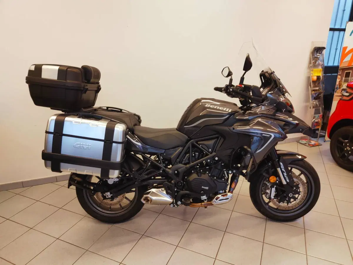 Benelli TRK 502 (2021 - 25) (2)