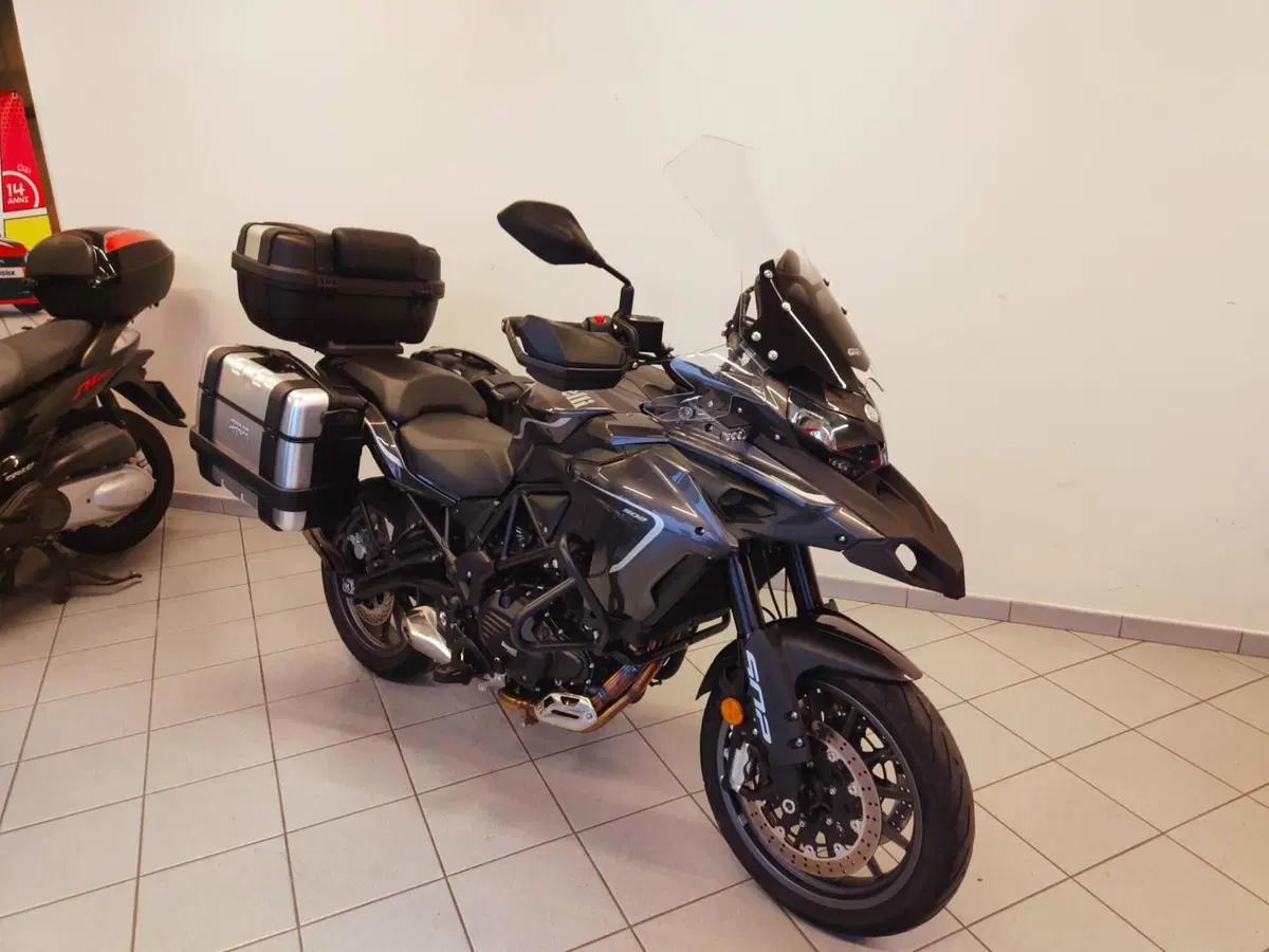 Benelli TRK 502 (2021 - 25) (3)