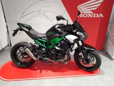 Kawasaki Z 900 (2025 - 27) usata