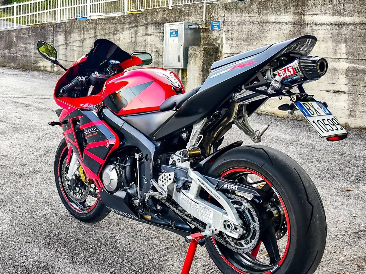 Honda CBR 600 RR (2003 - 04) (2)