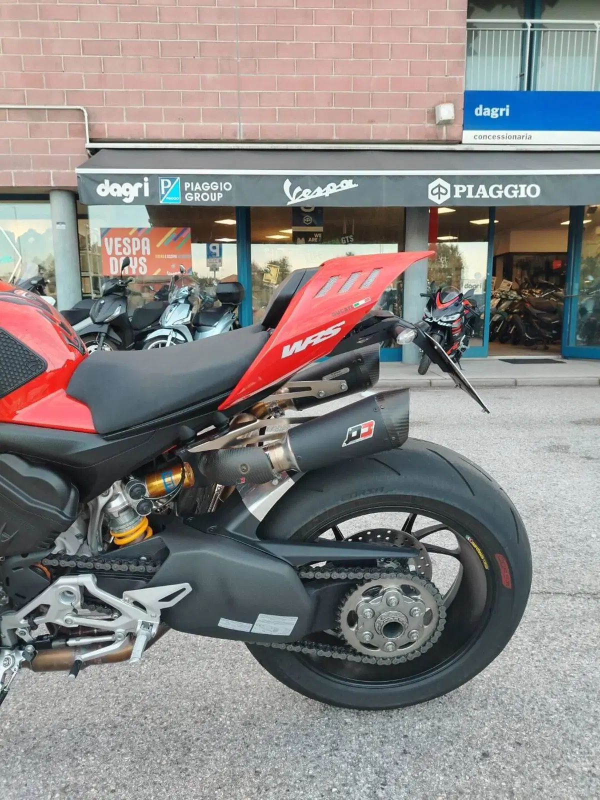 Ducati Streetfighter V4 1100 S (2021 - 22) (3)
