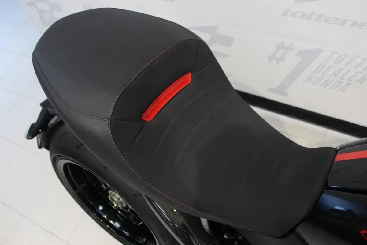 Ducati Diavel 1260 S (2019 - 20) (13)
