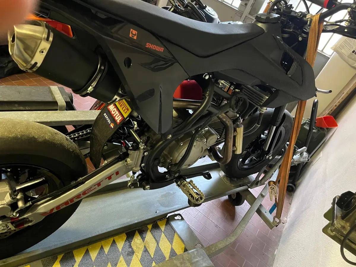 VMoto ON-R L1e (2023 - 26) (3)
