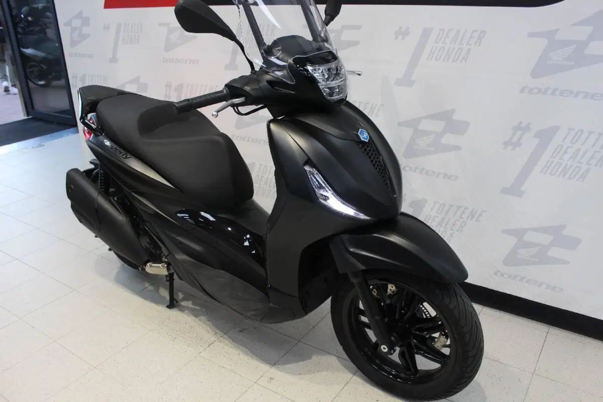 Piaggio Beverly 400 ABS-ASR (2021 - 24) (3)