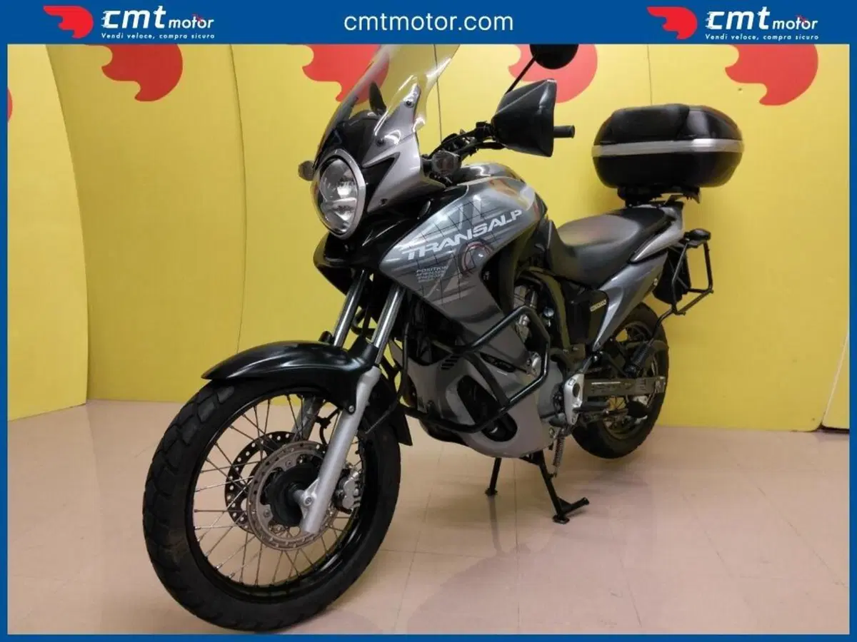 Honda Transalp XL 700 V (2007 - 13) (2)