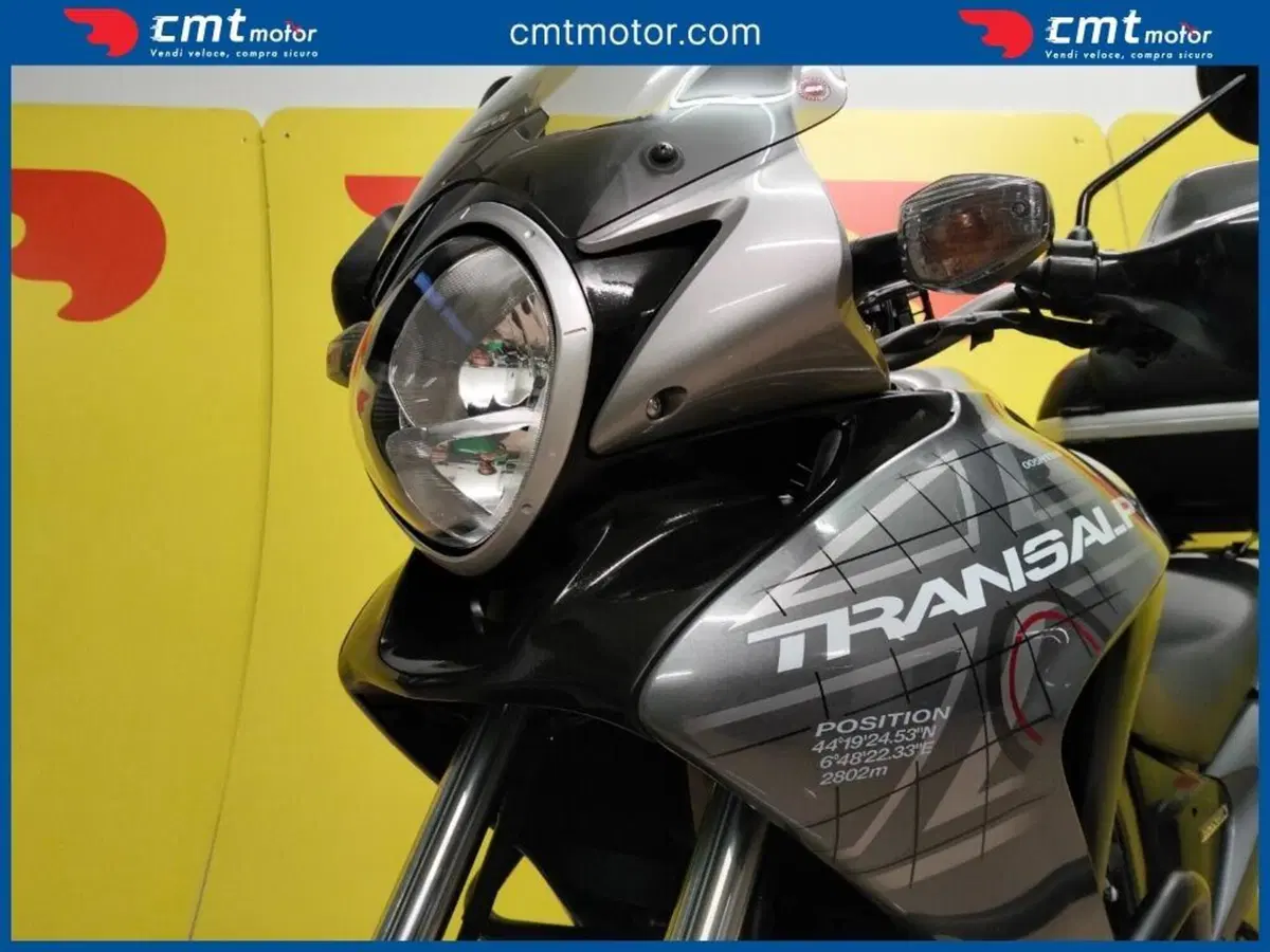 Honda Transalp XL 700 V (2007 - 13) (6)