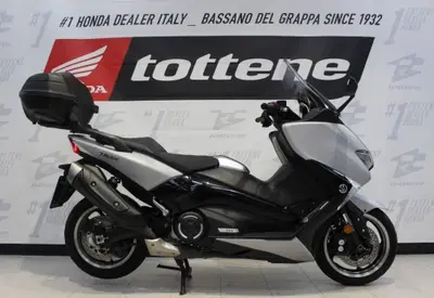 Yamaha T-Max 530 DX (2017 - 19) usata