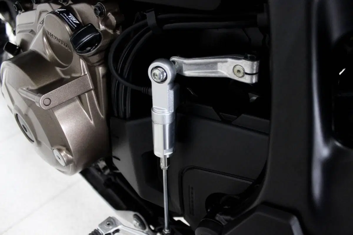 Honda Africa Twin CRF 1100L ES (2024 - 26) (6)