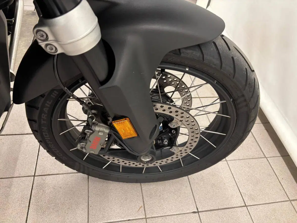Bmw R 1300 GS (2023 - 26) (16)