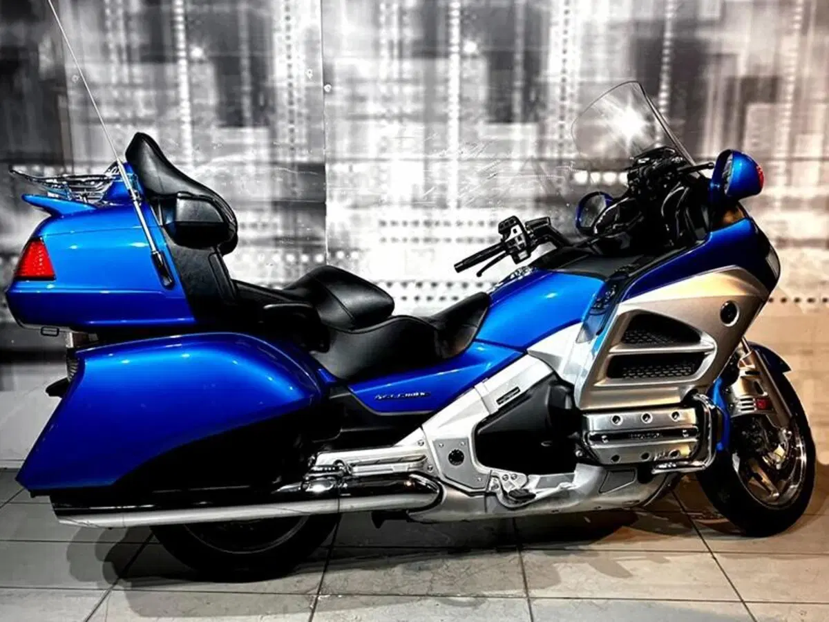 Honda GL 1800 Gold Wing (2012 - 17) (5)