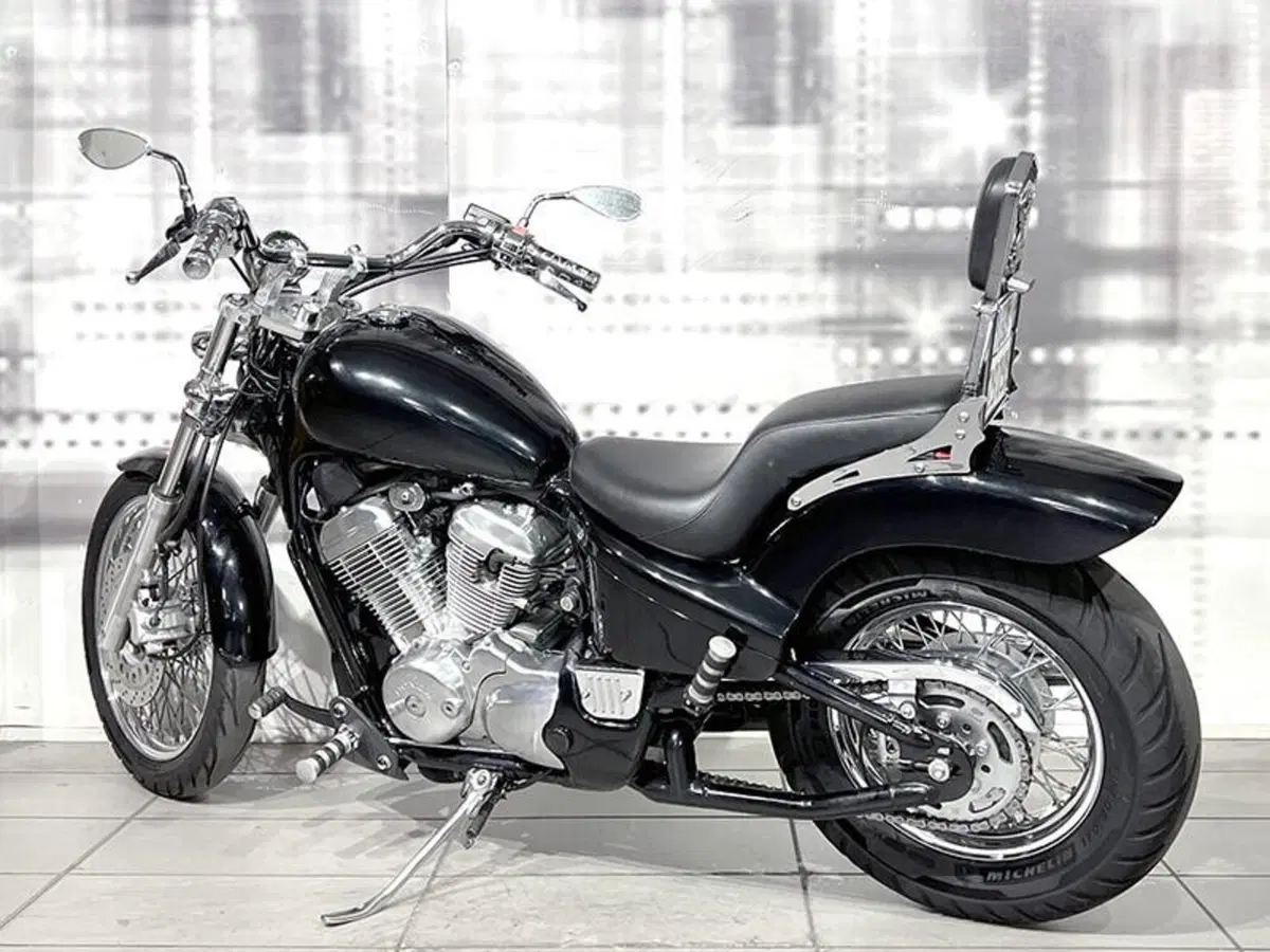 Honda VT 600 C Shadow (1989 - 02) (2)