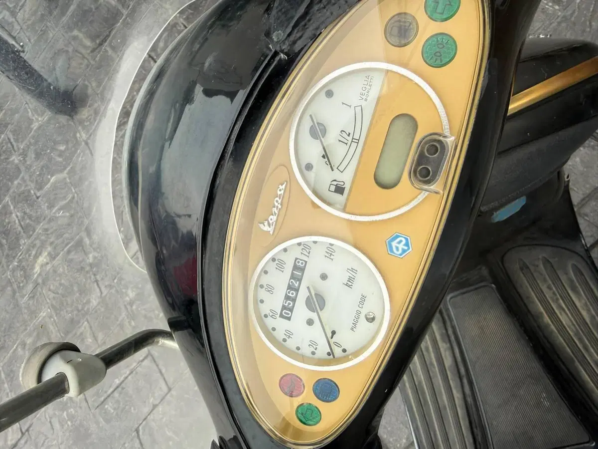 Vespa 125 ET4 (1996 - 01) (2)