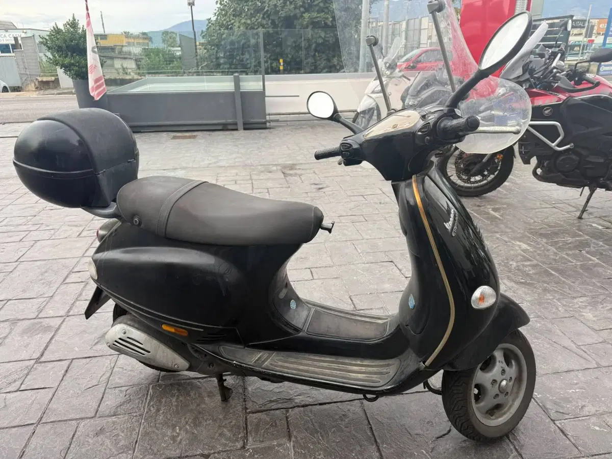 Vespa 125 ET4 (1996 - 01) (3)