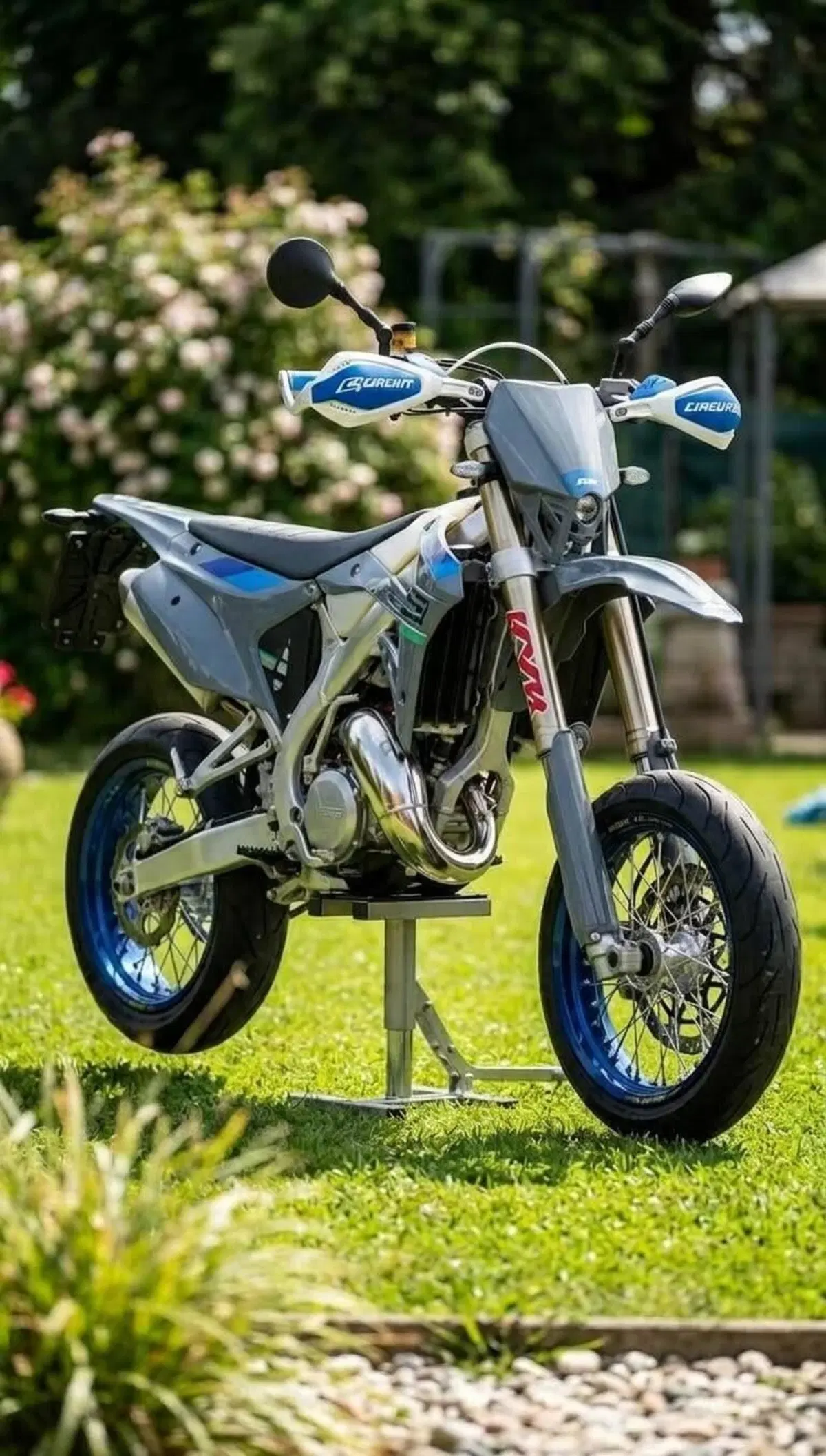 Tm Moto SMR 125 ES Fi 2T (2025) (3)