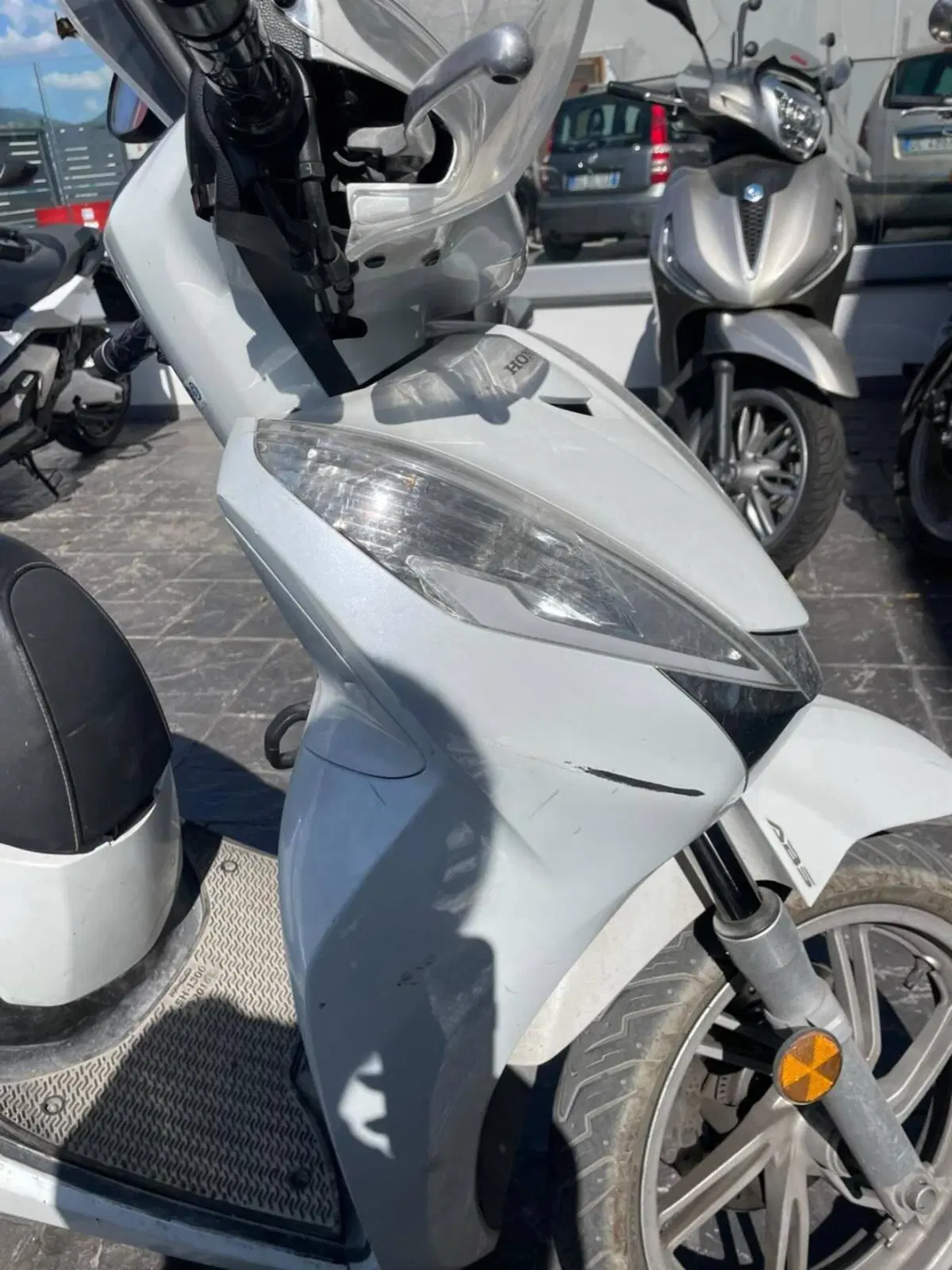 Honda SH 300 i ABS (2016 - 20) (4)