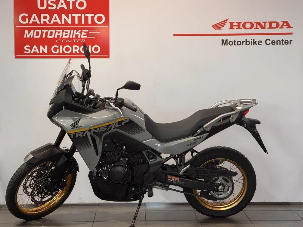 Honda Transalp XL750 (2025)