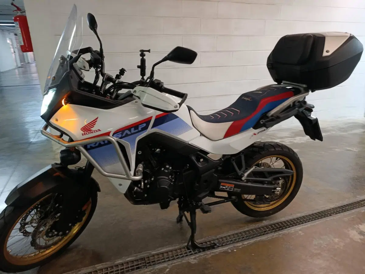 Honda Transalp XL750 Travel Edition (2023 - 24) (2)