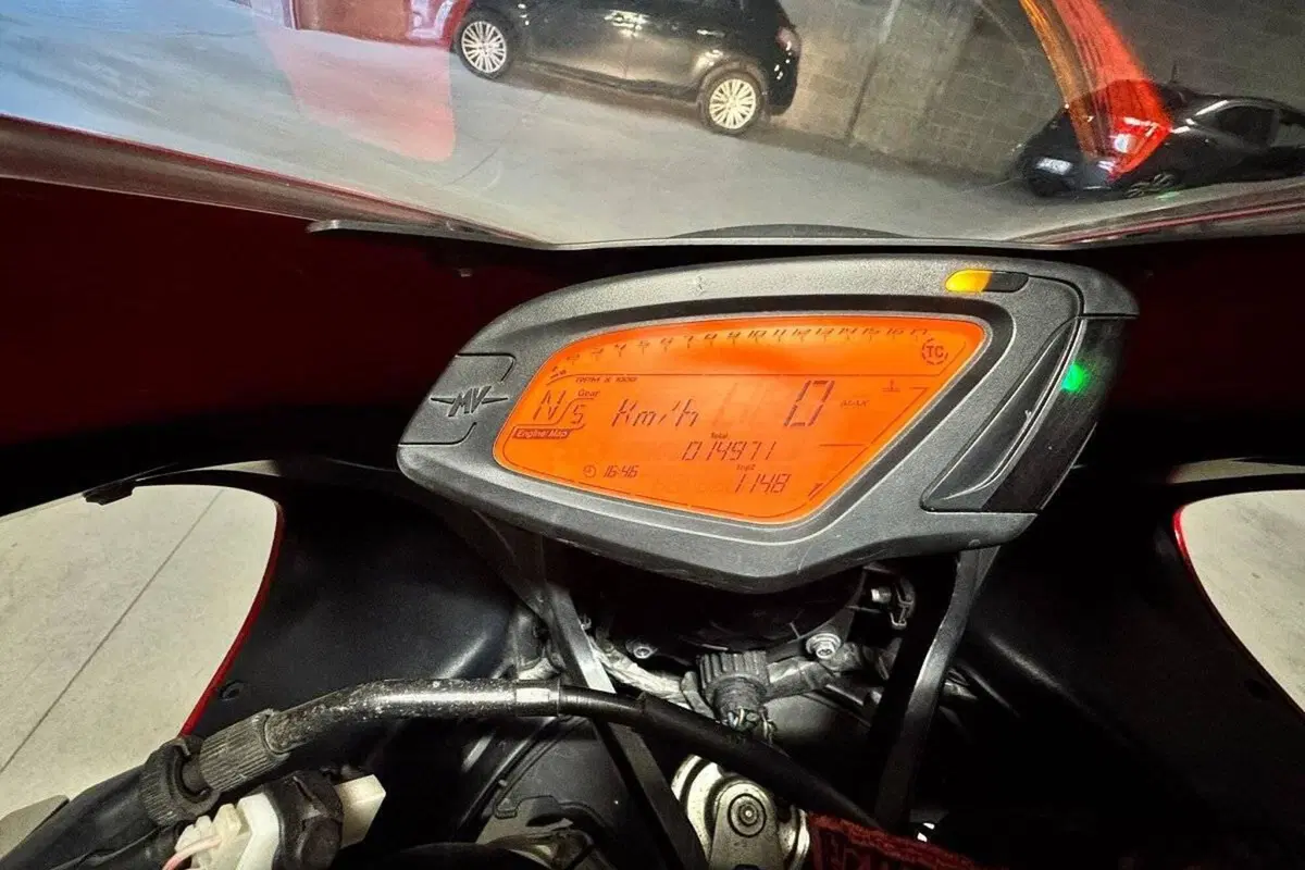 MV Agusta F3 800 EAS (2013 - 15) (5)