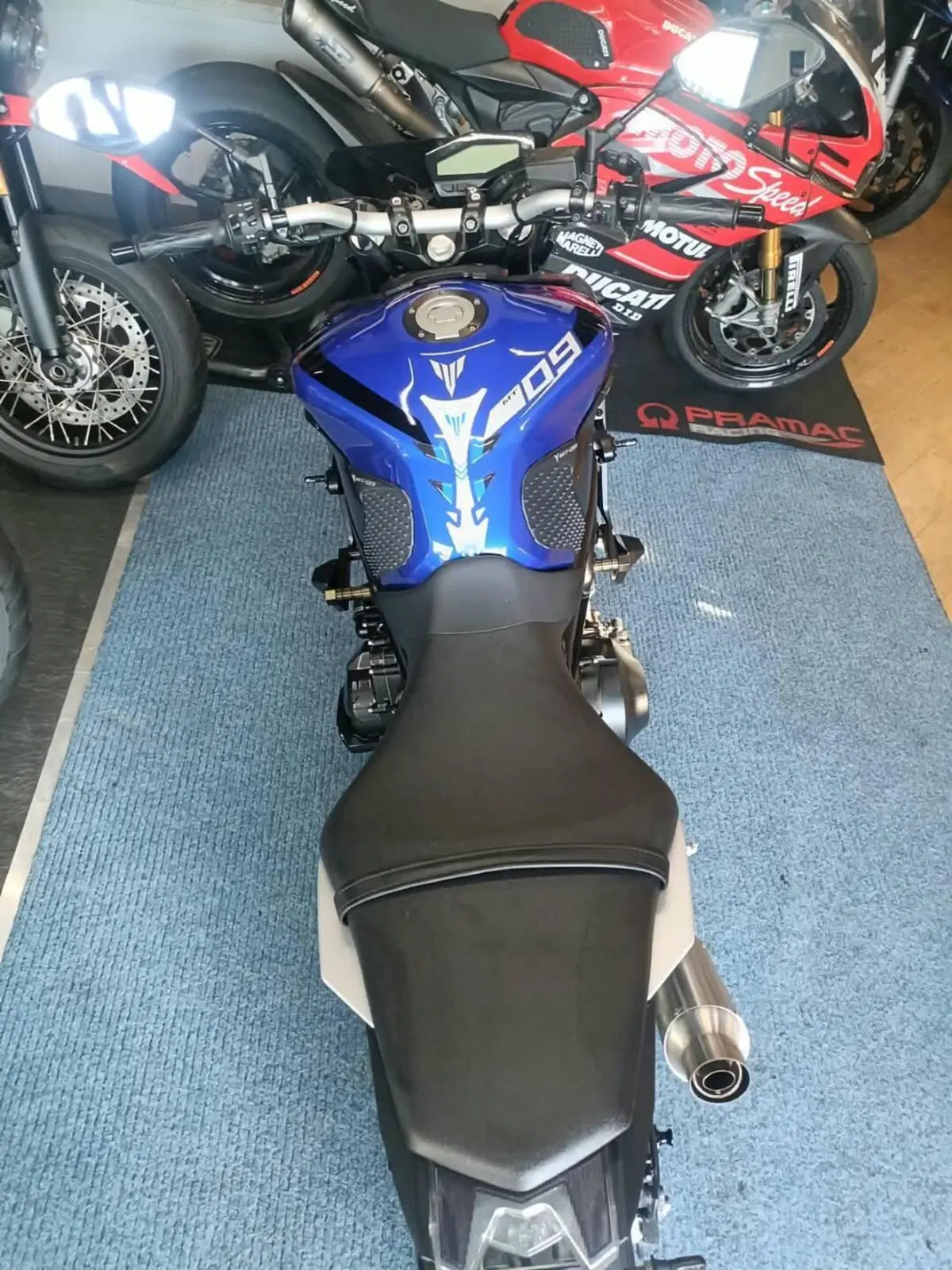 Yamaha MT-09 (2017 - 20) (6)