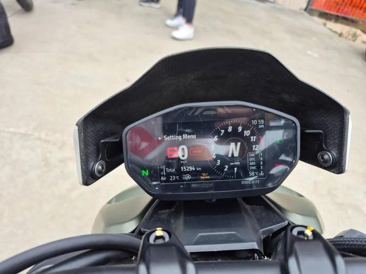 Ducati Streetfighter V2 955 Green (2022 - 23) (8)
