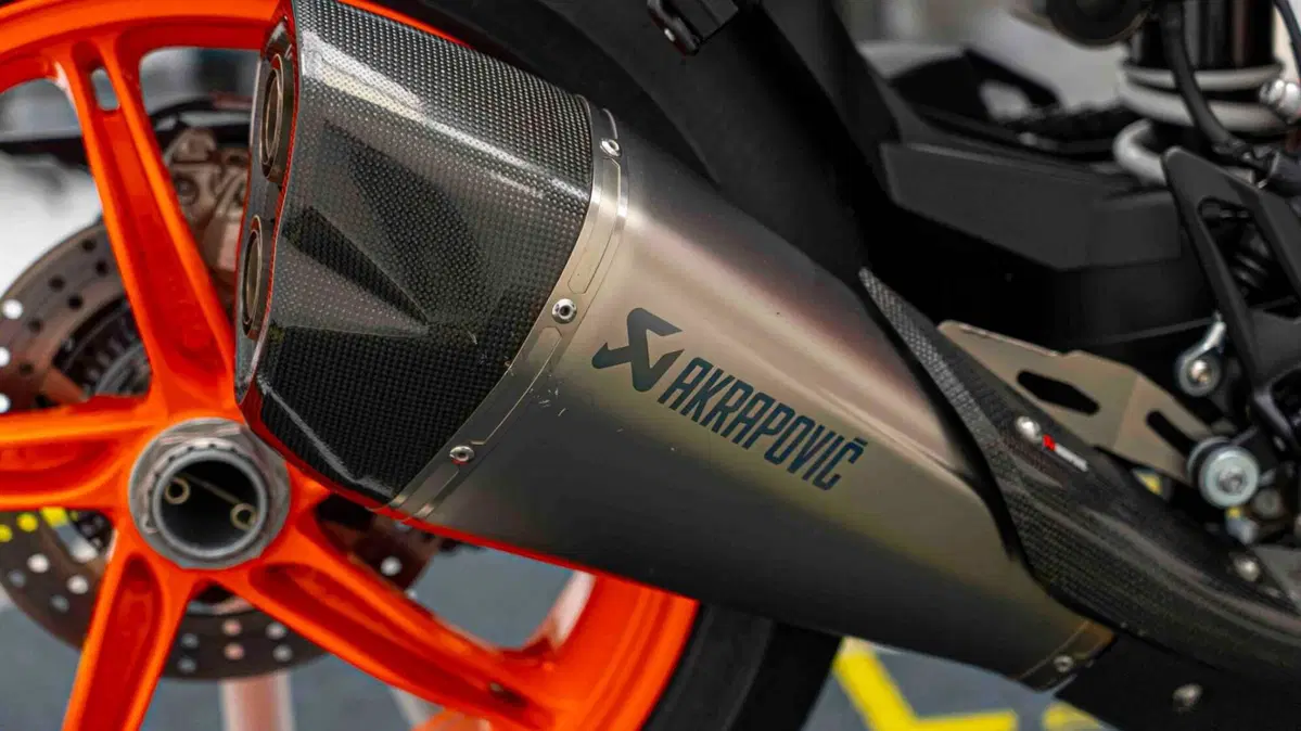 KTM 1290 Super Duke R (2021 - 23) (17)
