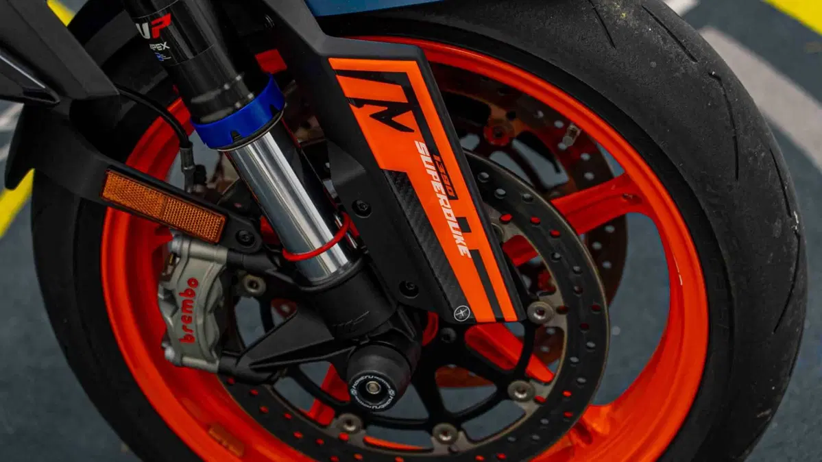KTM 1290 Super Duke R (2021 - 23) (19)