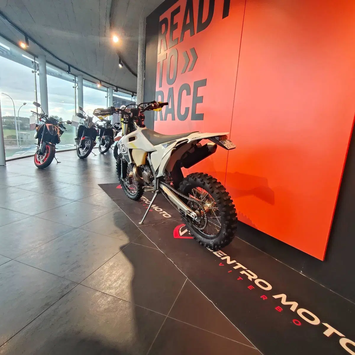 Husqvarna TE 300i (2021) (10)