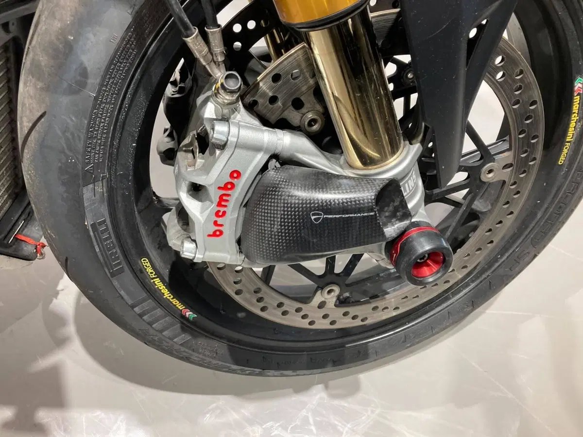 Ducati Streetfighter V4 1100 S (2021 - 22) (7)