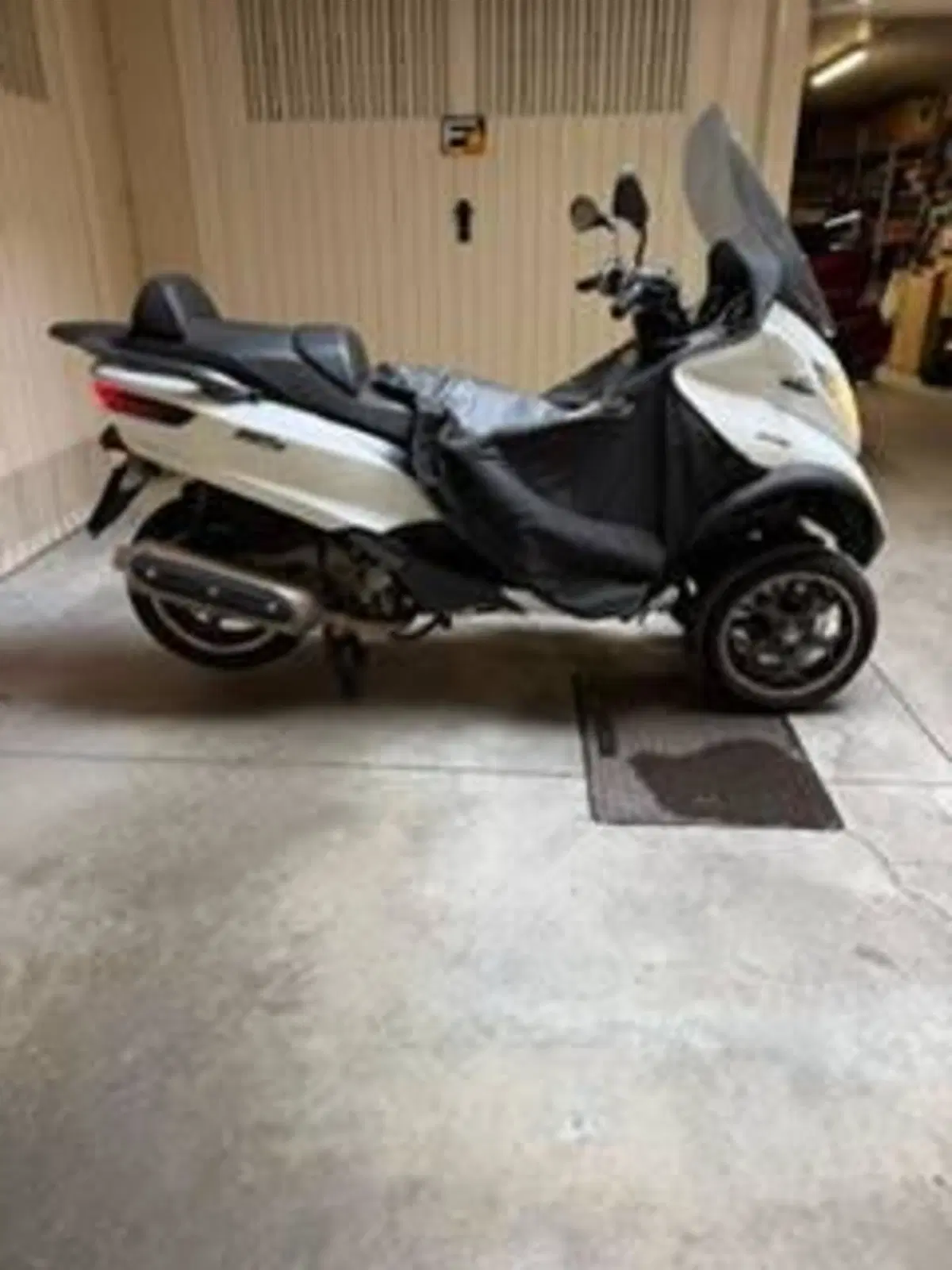 Piaggio MP3 500 ie Sport LT ABS (2017 - 18) (2)