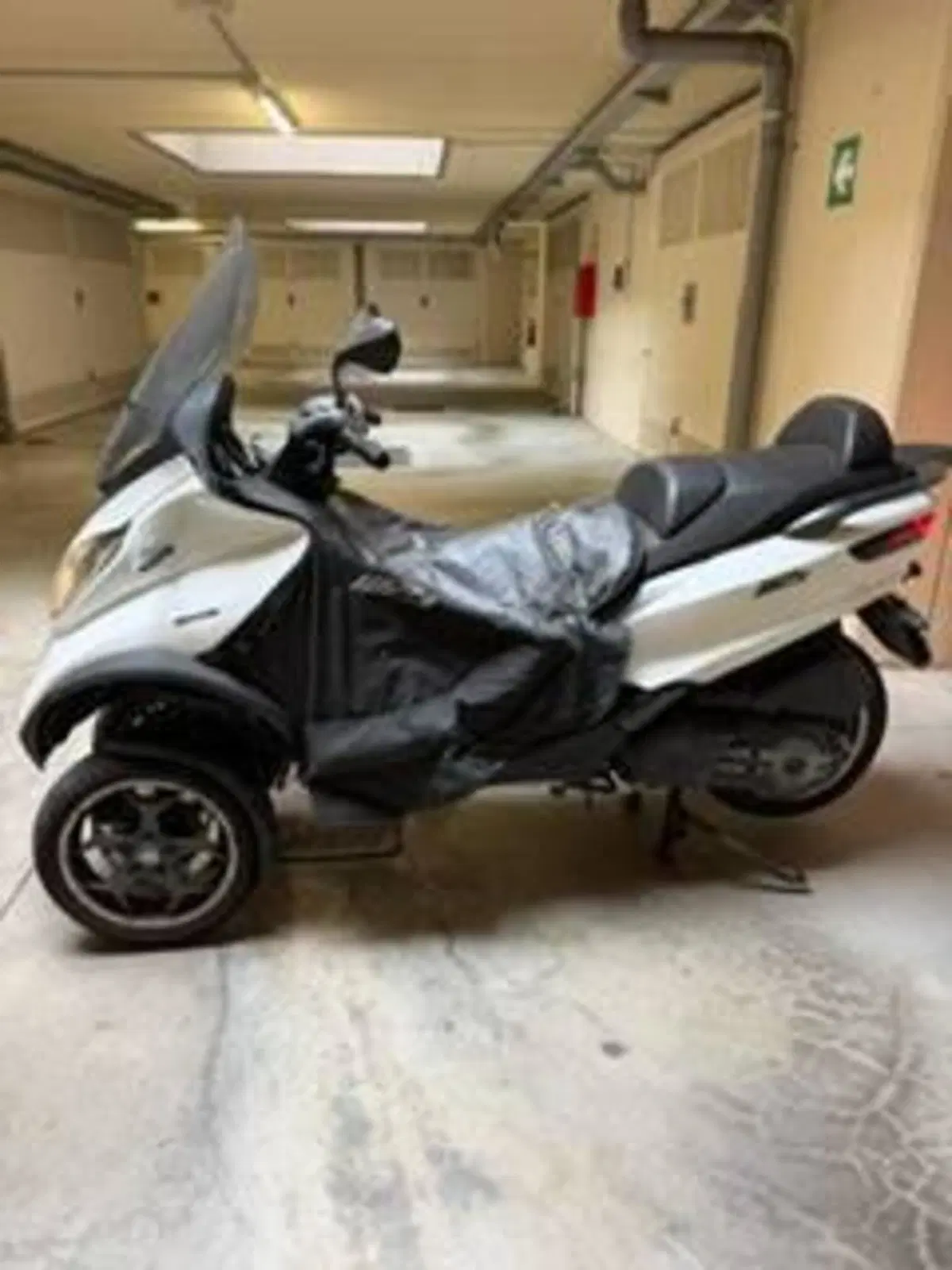 Piaggio MP3 500 ie Sport LT ABS (2017 - 18) (3)