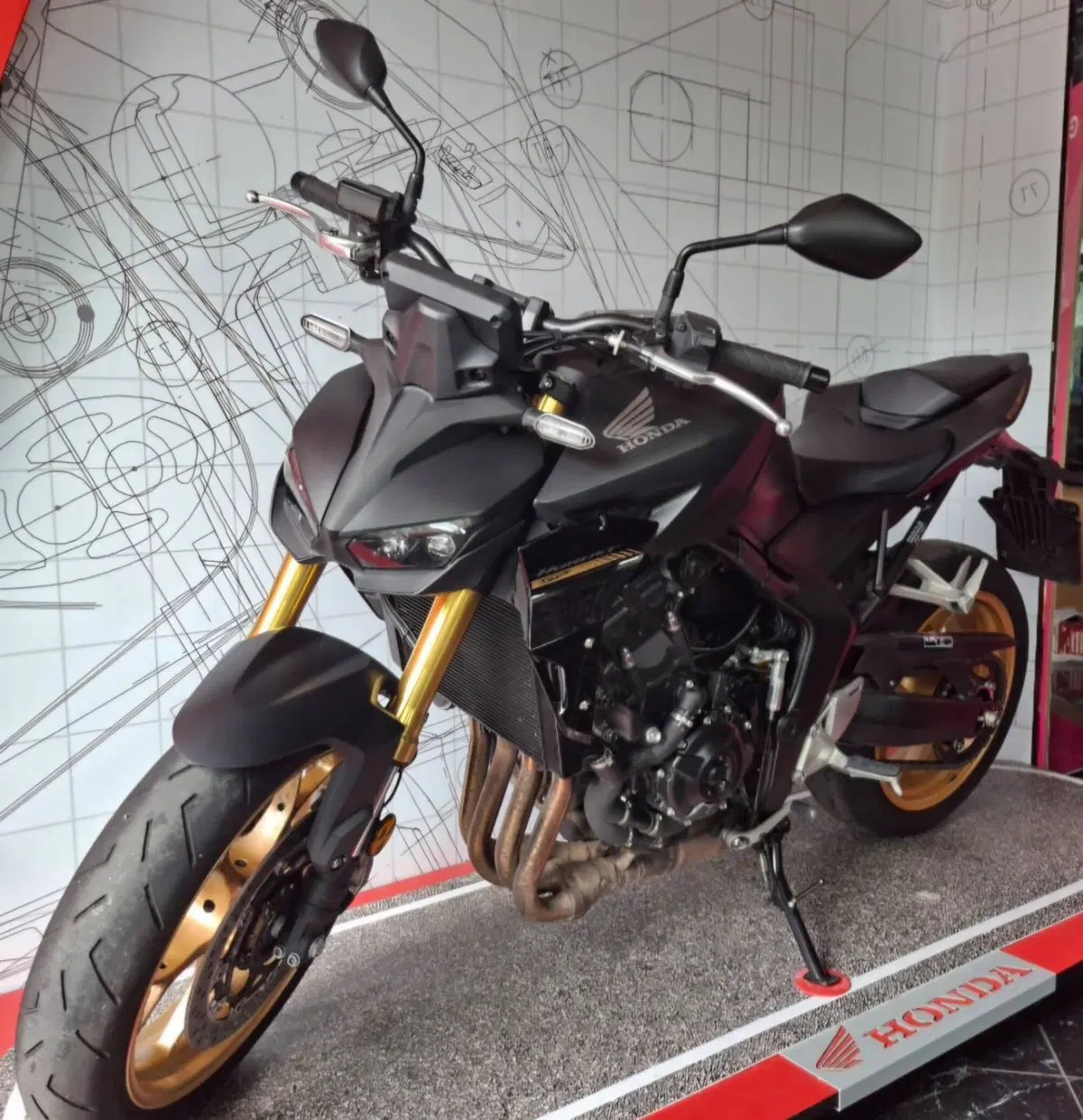 Honda CB 1000 Hornet SP (2025 - 26) (5)