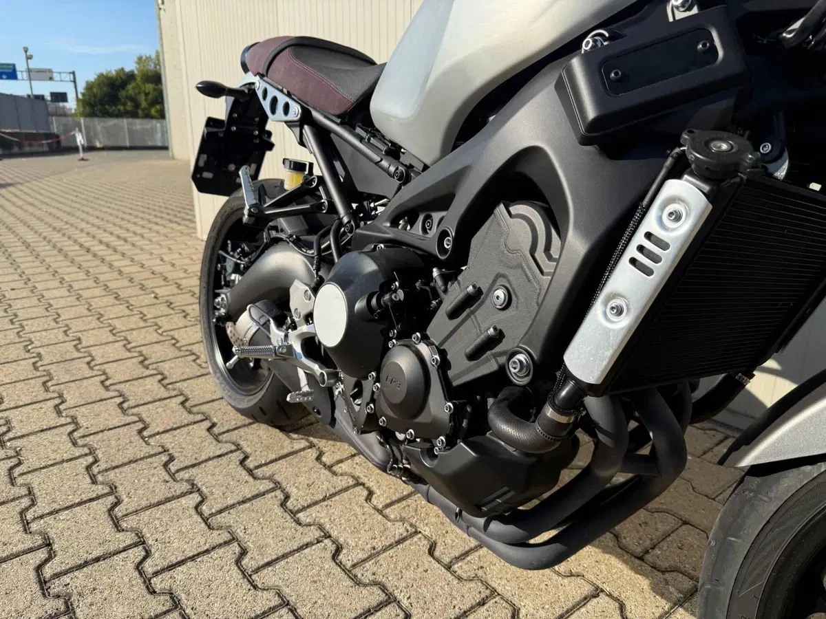 Yamaha XSR 900 ABS (2016 - 20) (4)