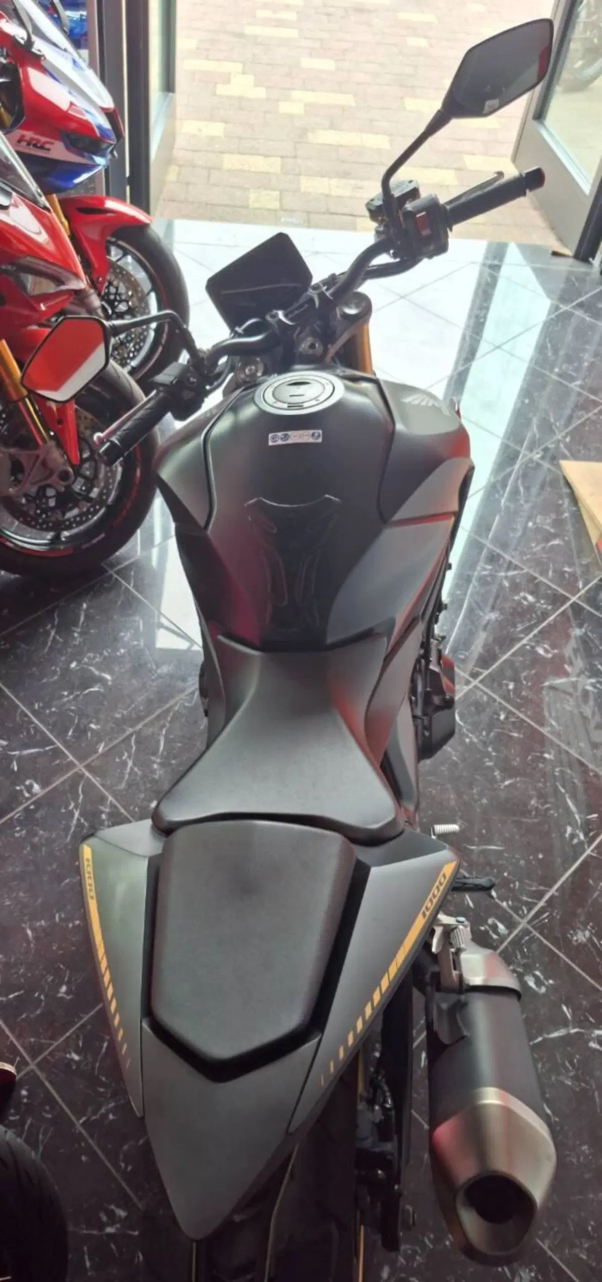 Honda CB 1000 Hornet SP (2025 - 26) (12)