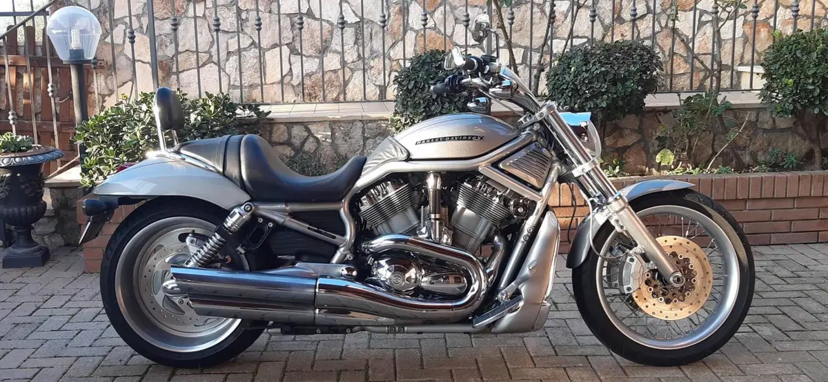 Harley-Davidson 1250 V-Rod (2008 - 12) - VRSCAW (5)