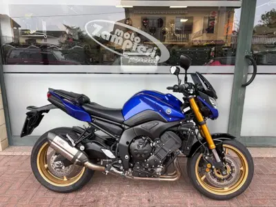 Yamaha FZ8 (2010 - 12) usata